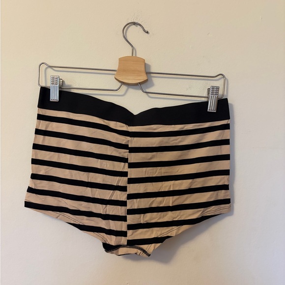 Matching Set - Picture 7 of 7